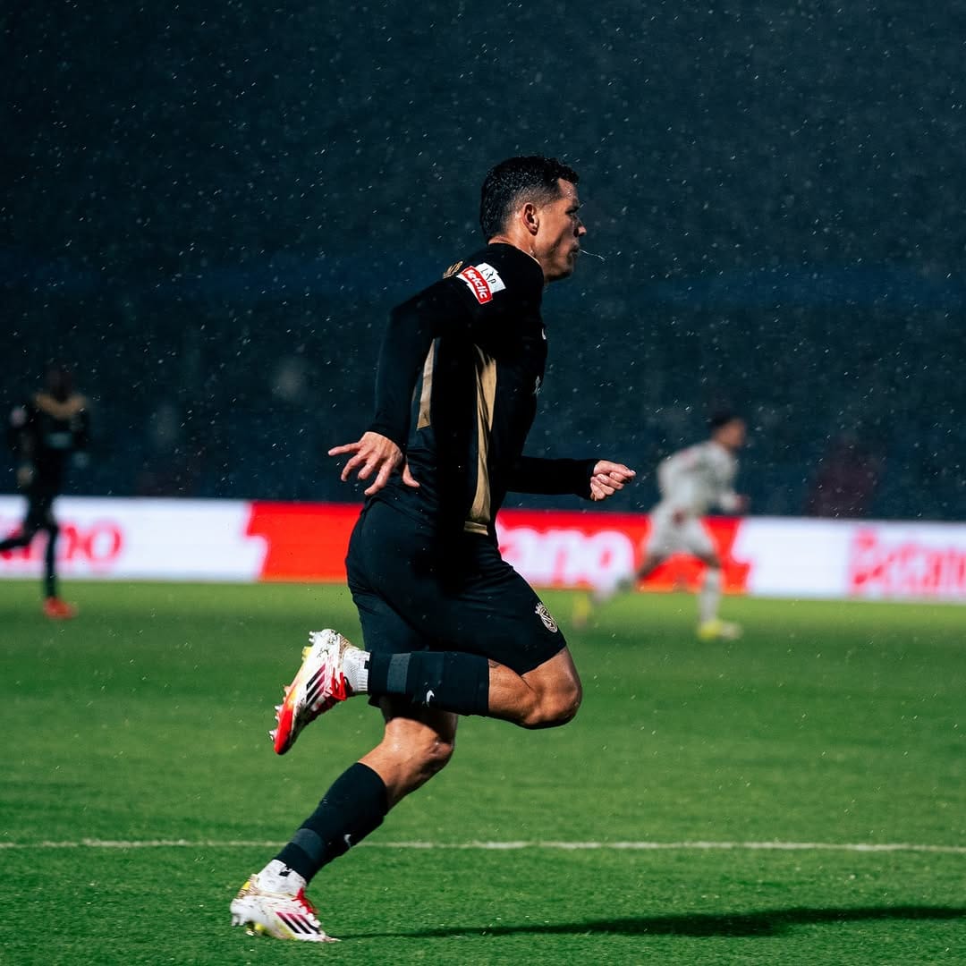 Post 2 by Sandro Lima on Instagram (image)