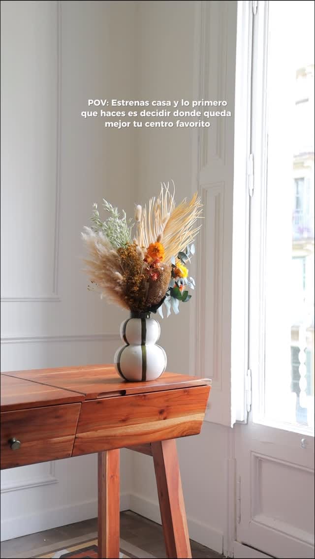 Post 5 by BAHAY 🌻 | Tienda de flores y regalos personalizados on Instagram (video)