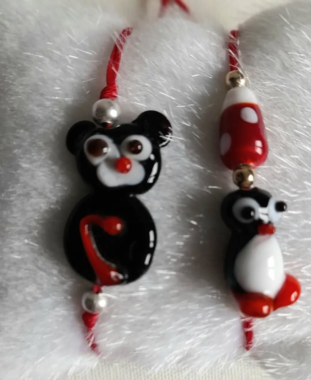 Post 7 by Glassbead&bag&jewelry on Instagram (carousel)