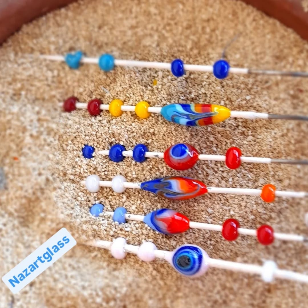 Post 1 by Glassbead&bag&jewelry on Instagram (carousel)