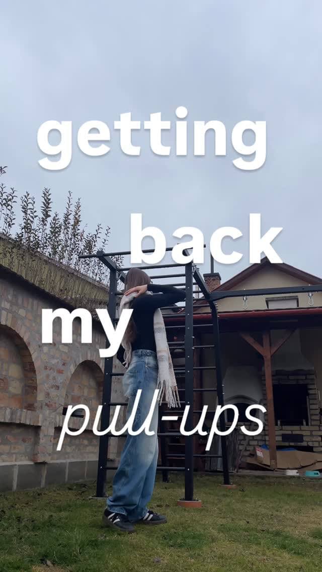 Post 5 by Eszter Szilágyvári on Instagram (video)