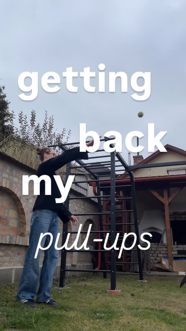Post 2 by Eszter Szilágyvári on Instagram (video)