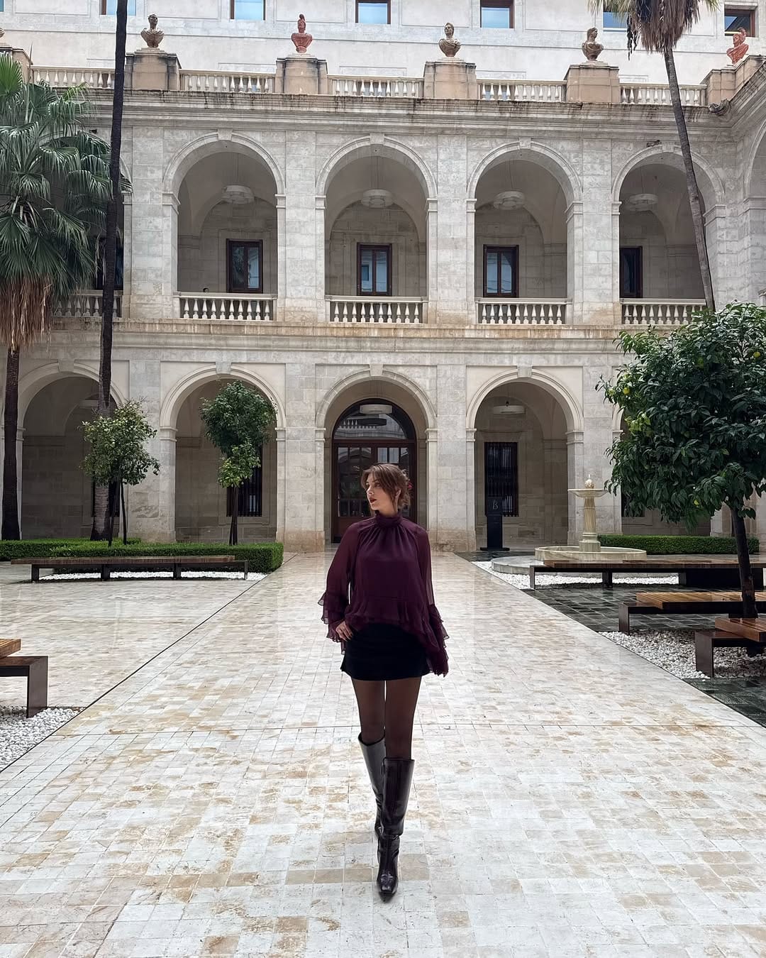 Post 8 by Luiza Duda on Instagram (carousel)