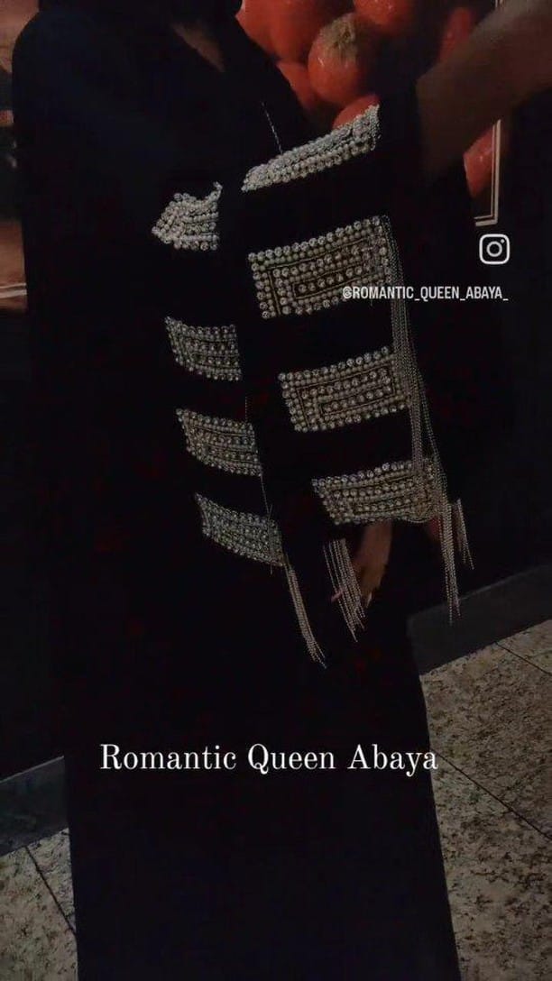 Post 10 by we can make any Abaya Desigh 📍 just DM 🇦🇪 on Instagram (video)