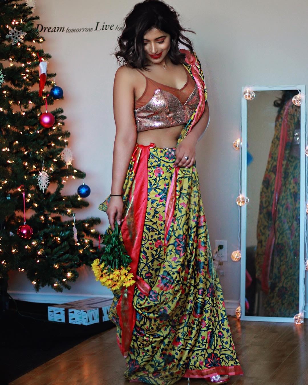 Post 9 by Aafreen Joshi on Instagram (image)