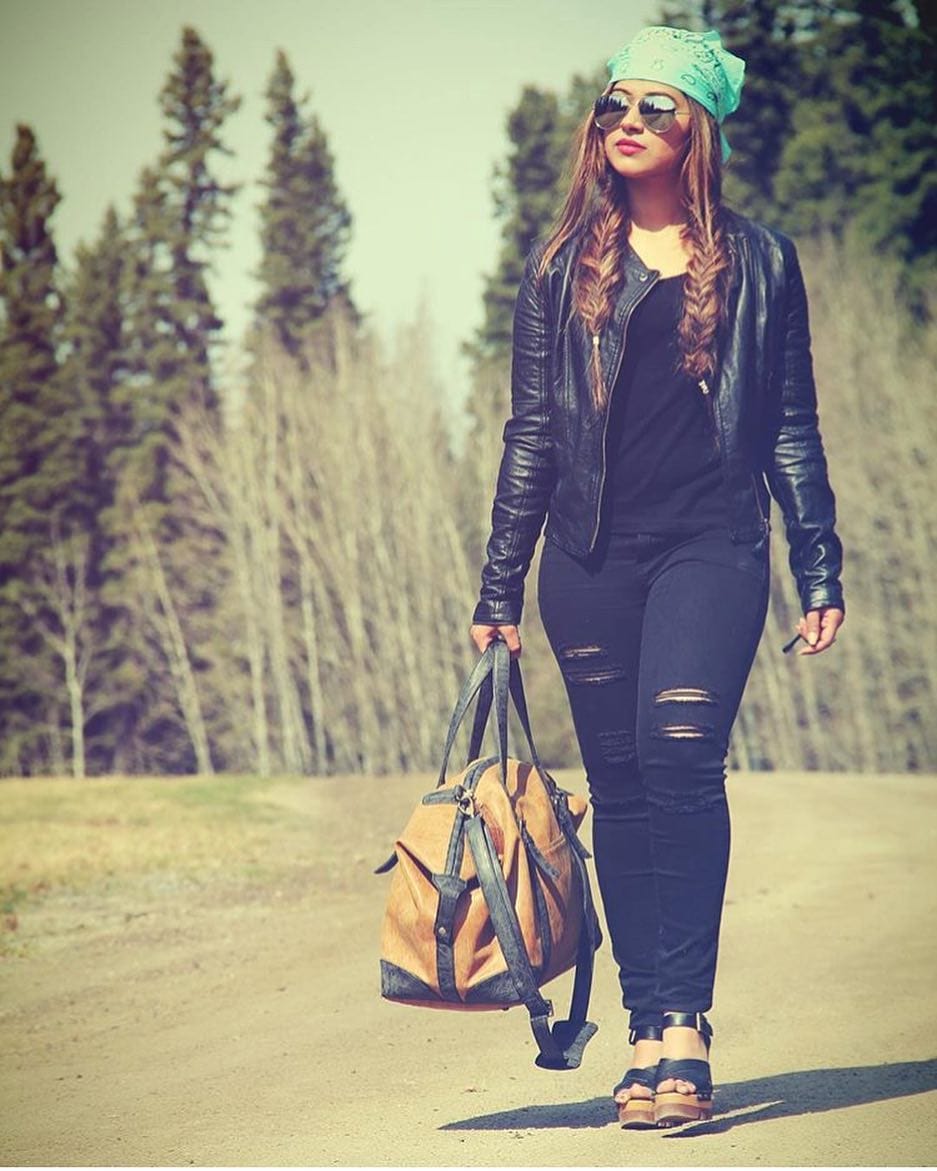 Post 4 by Aafreen Joshi on Instagram (image)