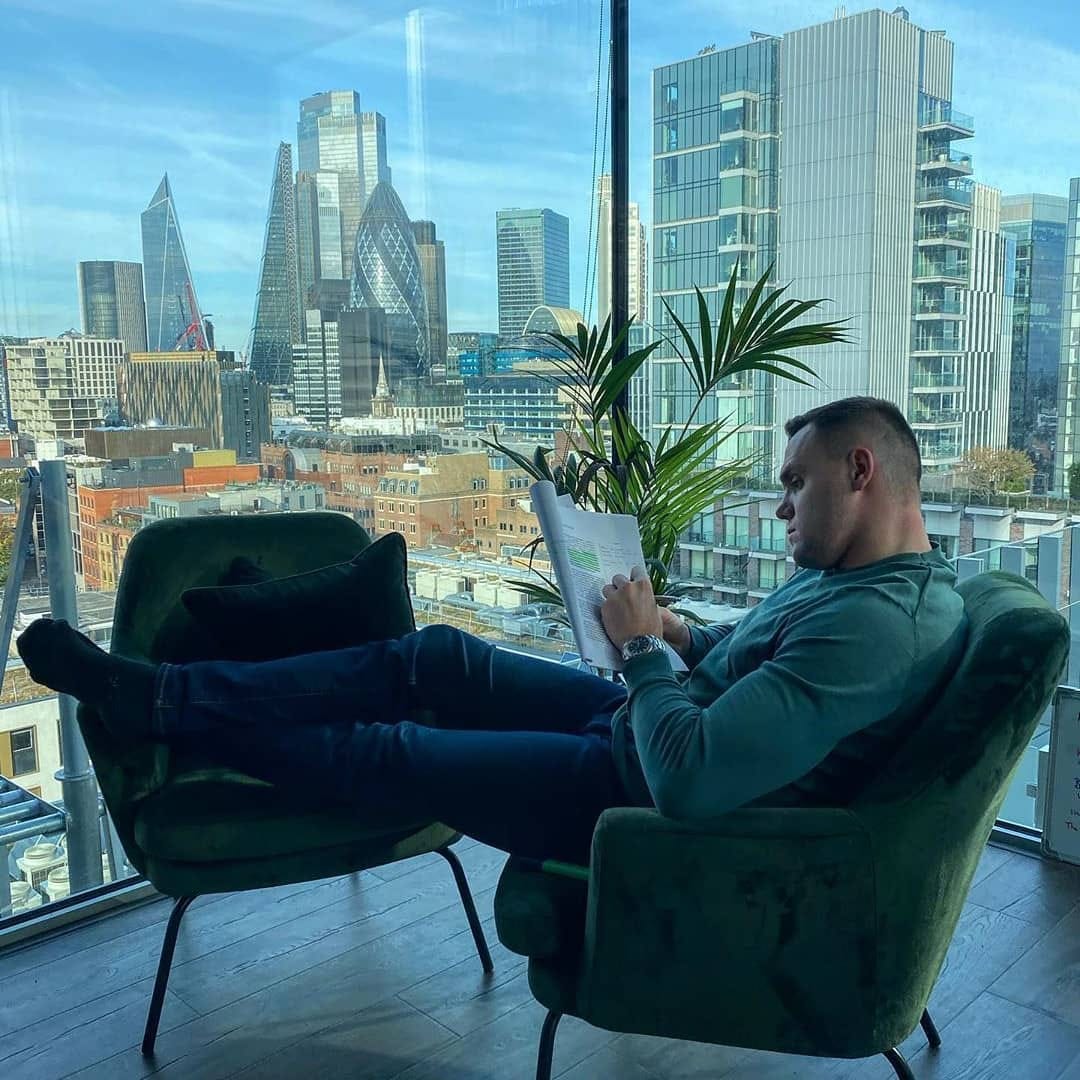 Post 4 by Forex Trader on Instagram (image)