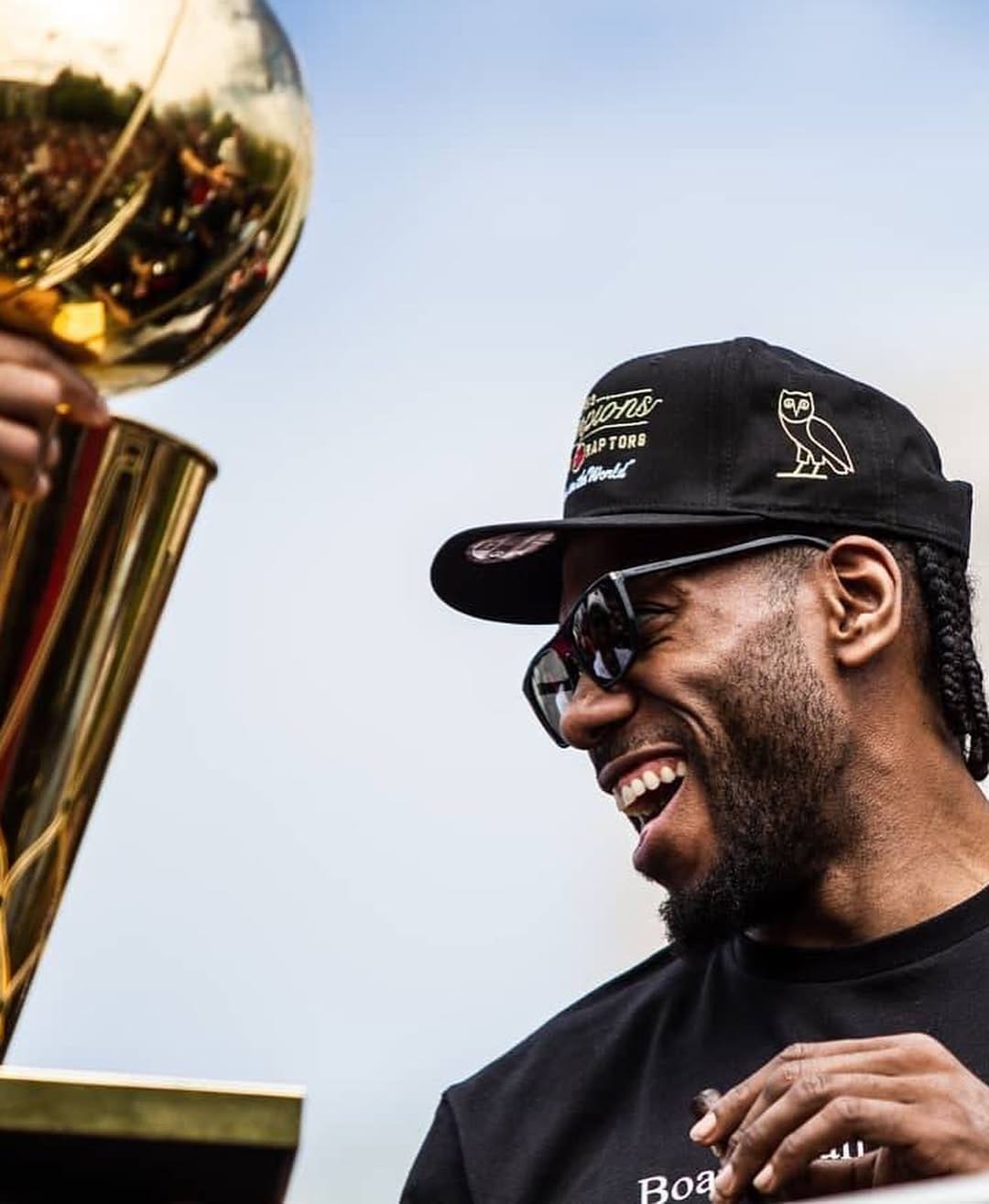 Post 1 by FY! Kawhi on Instagram (carousel)