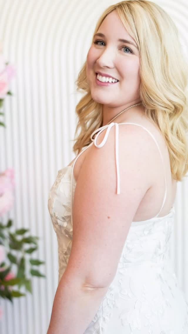 Post 5 by Vancouver Wedding & Brand Photographer on Instagram (video)