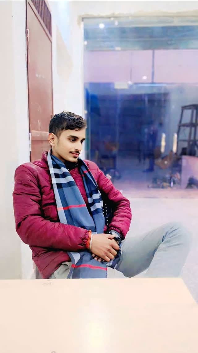 Post 10 by Ayush Srivastav on Instagram (video)