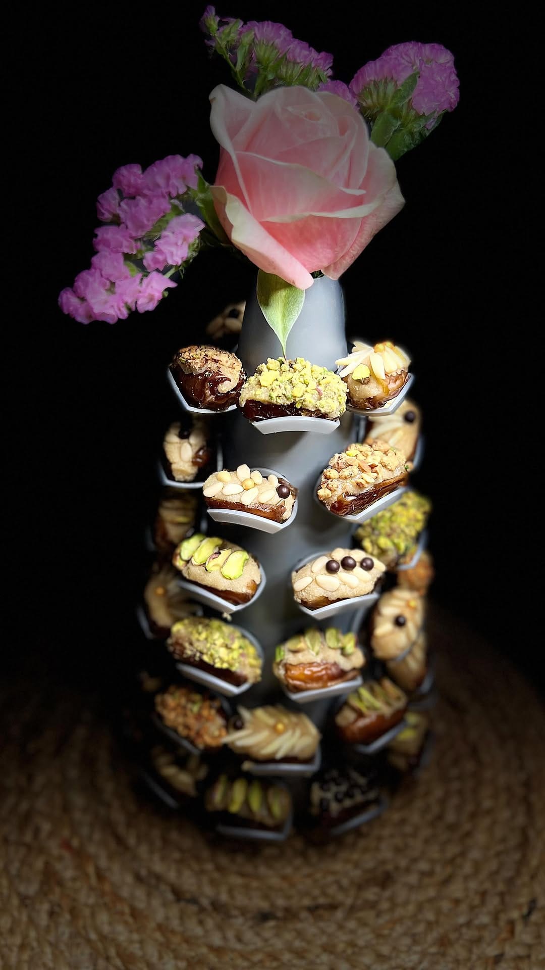 Post 4 by Amouri mounia on Instagram (video)