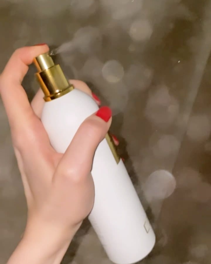 Post 7 by UAE Perfumes and dress🌟 on Instagram (video)