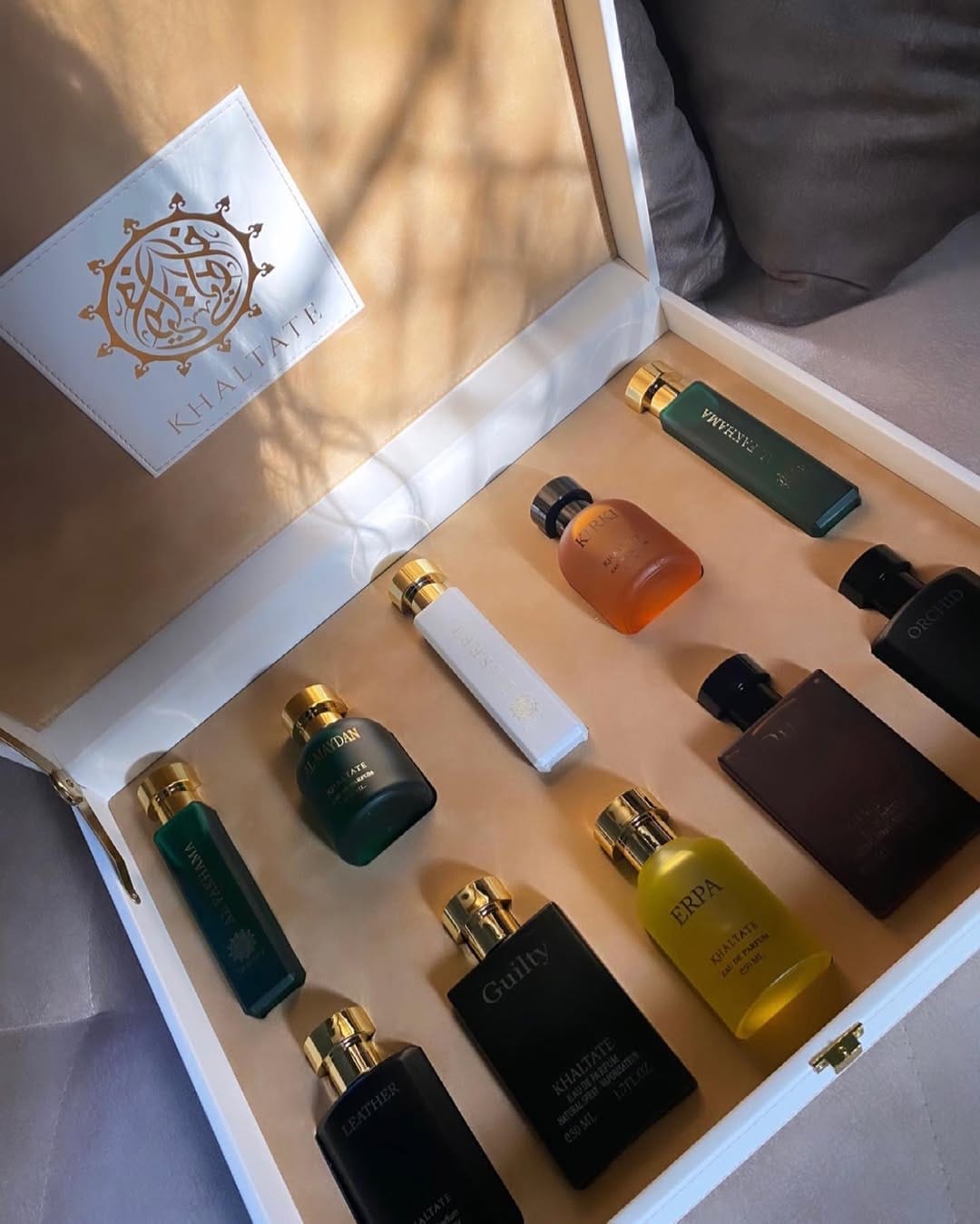 Post 9 by UAE Perfumes and dress🌟 on Instagram (image)