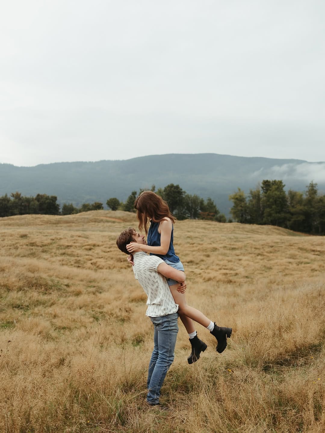 Post 2 by Jessica | Fraser Valley Photographer on Instagram (carousel)