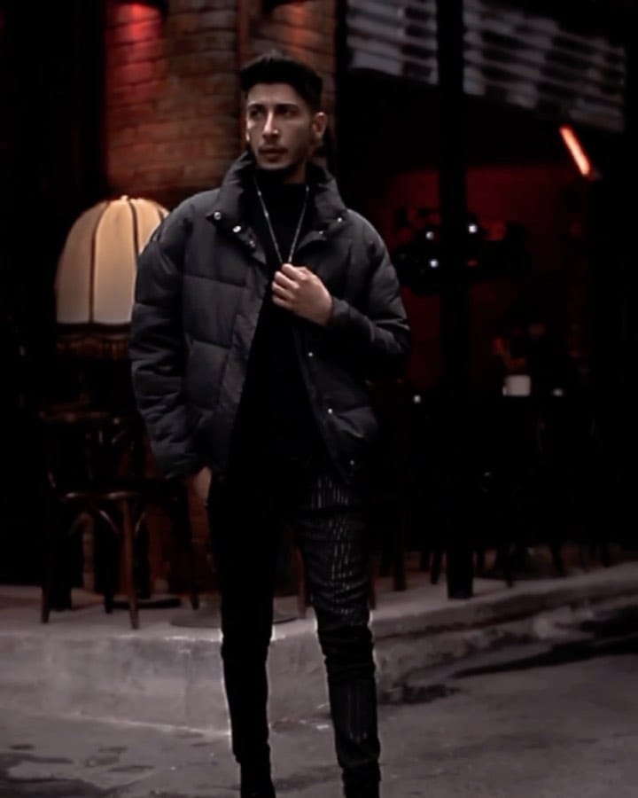 Post 6 by armağan 👑 on Instagram (video)