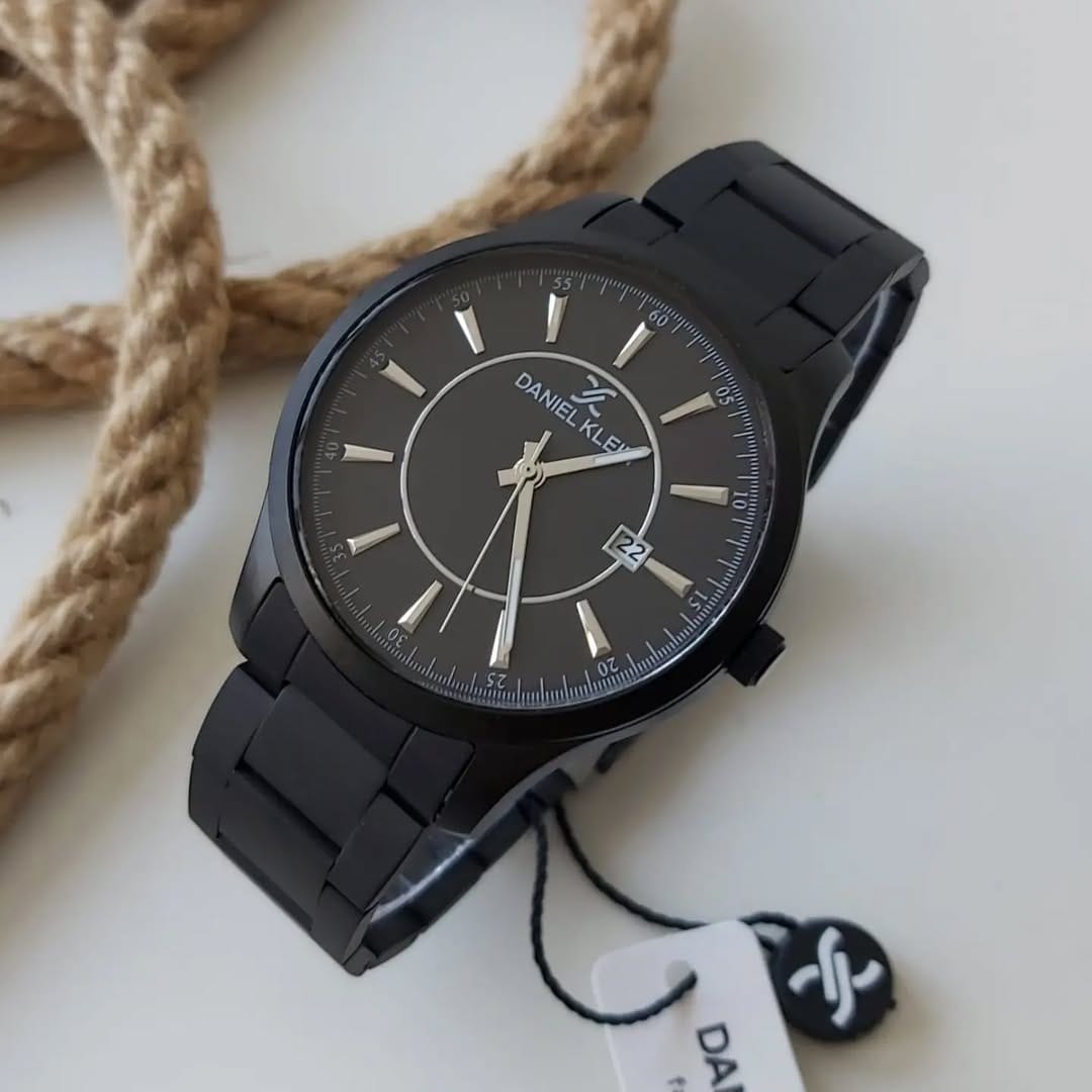 Post 8 by Saat & Cüzdan & Tesbih on Instagram (image)