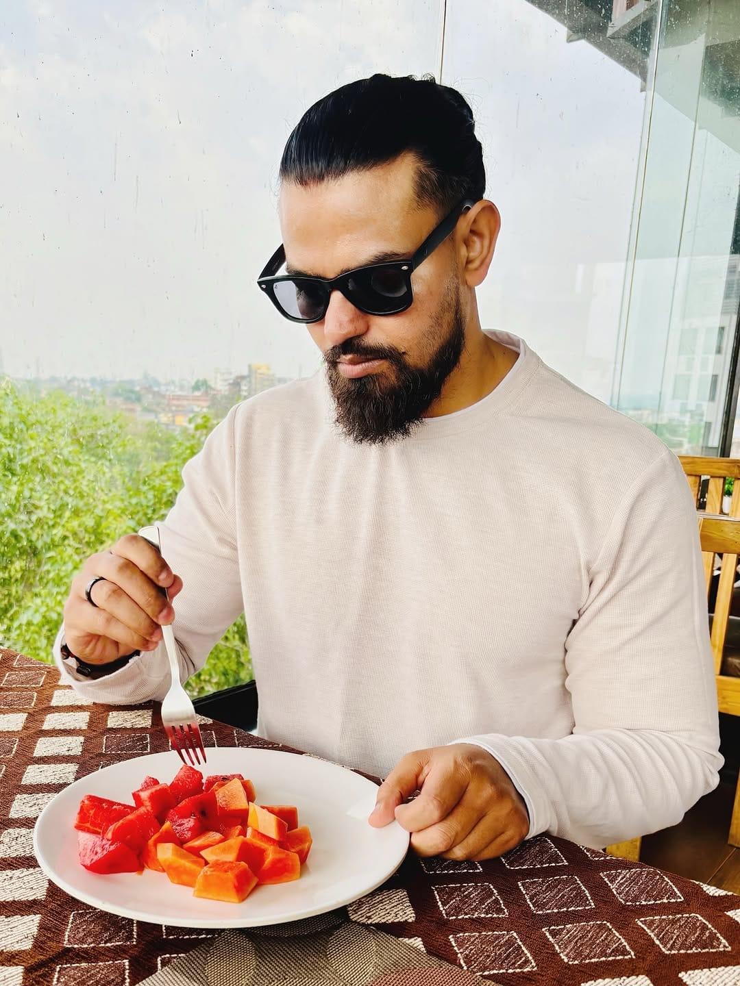 Post 4 by FitnessGuru Shekhar Meghwal on Instagram (carousel)