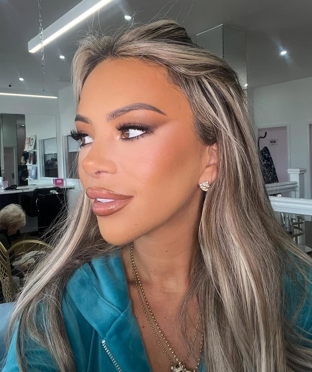 Post 10 by The Aesthetic Lounge UK™️ on Instagram (image)