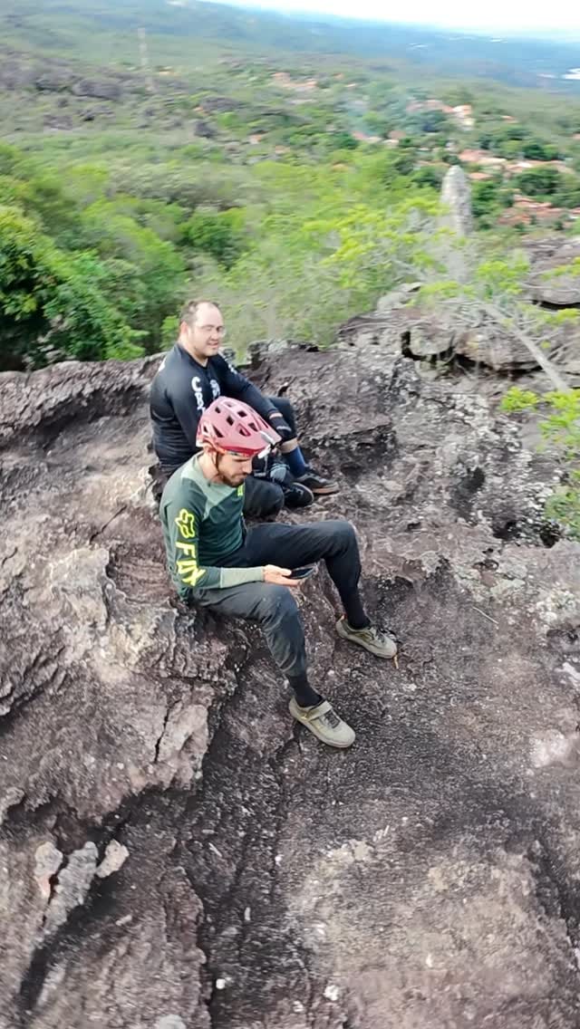 Post 6 by LP Silva on Instagram (video)