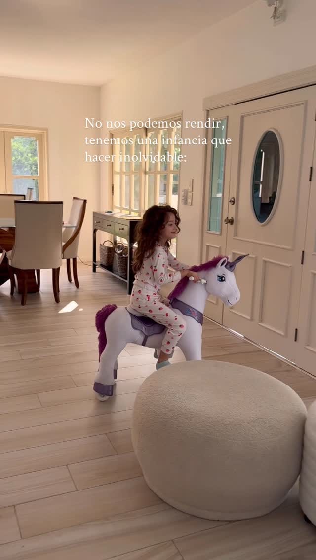 Post 7 by Anita Figueroa on Instagram (video)