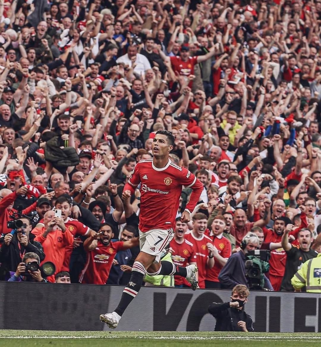 Post 8 by Cristiano Ronaldo Fan-Page on Instagram (image)