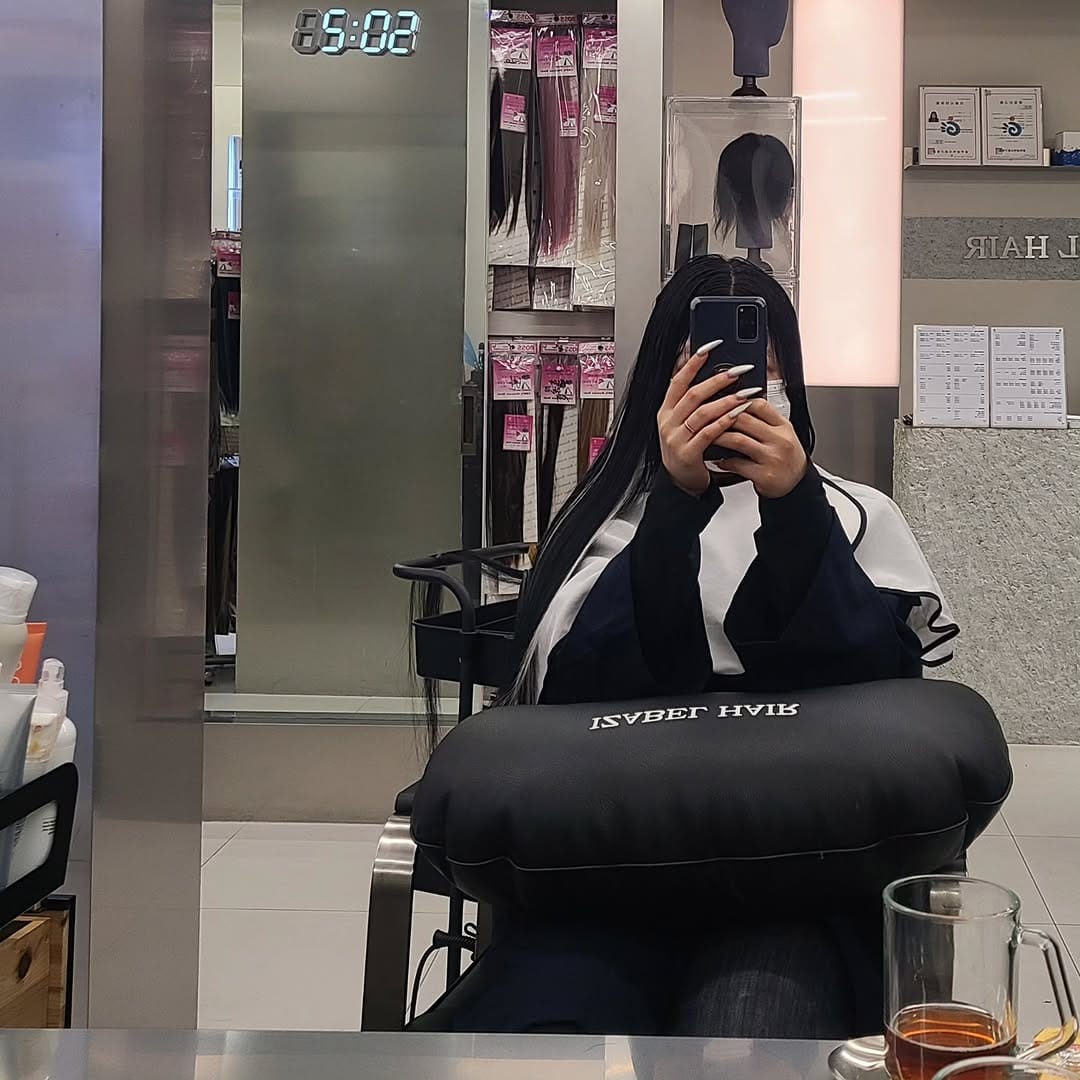 Post 5 by 광주미용실  광주붙임머리 증모술 이자벨헤어 충장로본점 on Instagram (image)
