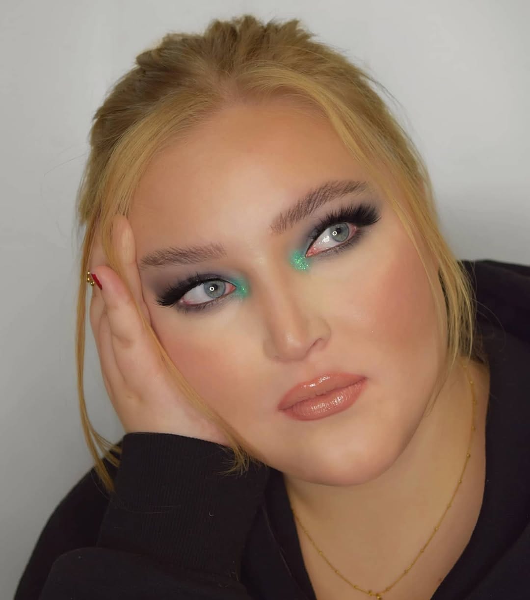 Post 9 by 𝓝𝓸𝓾𝓻 ♡ on Instagram (image)