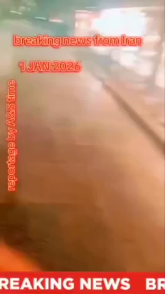 Post 7 by Jamila | Köln on Instagram (video)