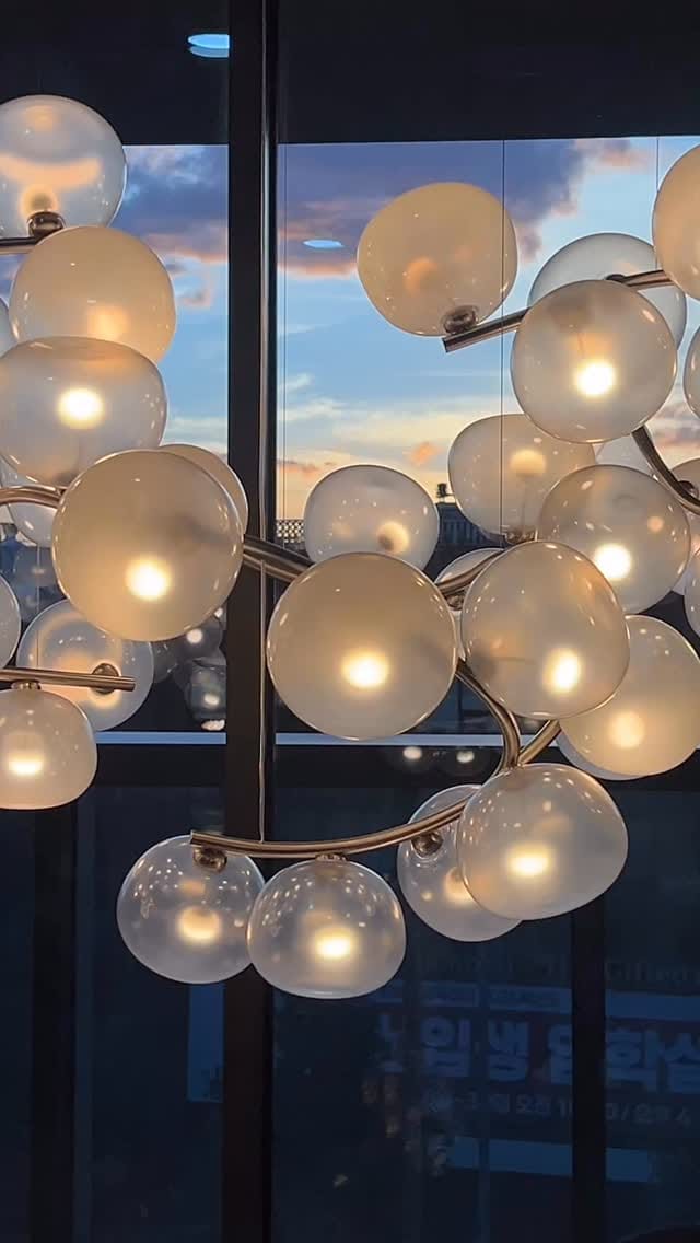 Post 2 by Bora Kang 강보라 on Instagram (video)