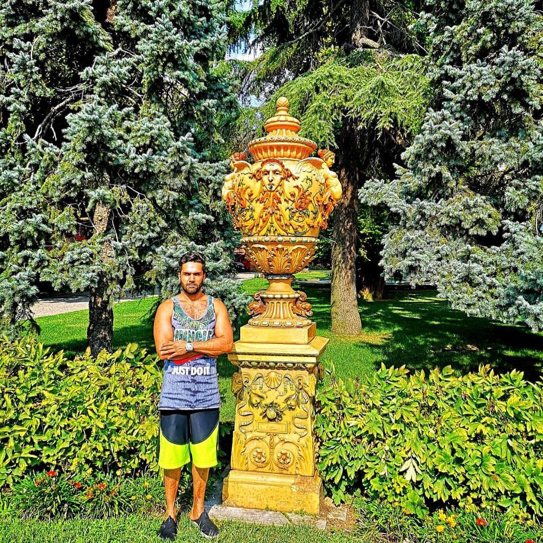 Post 8 by Mehdi Eilkhani on Instagram (image)