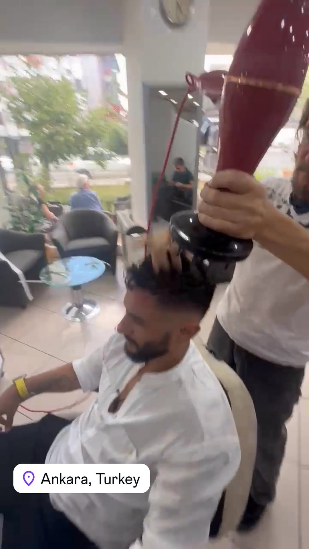 Post 4 by Erkek Kuafor Ankara on Instagram (video)