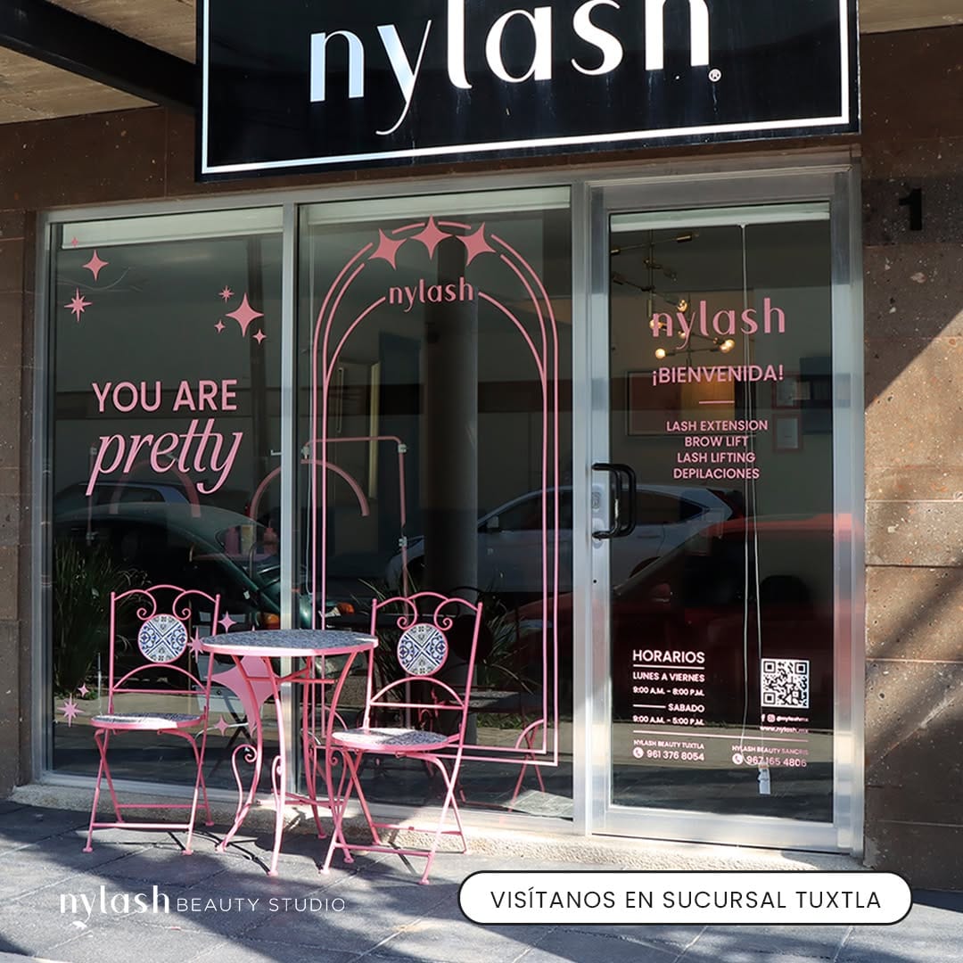 Post 10 by Nylash Beauty Studio ® | Artistas de cejas y pestañas 💖 on Instagram (carousel)