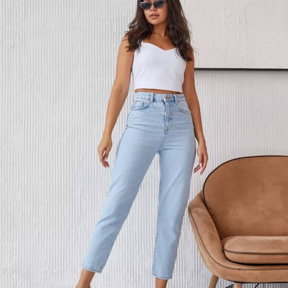 Post 1 by "JEANS" - Джинсовая одежда on Instagram (carousel)