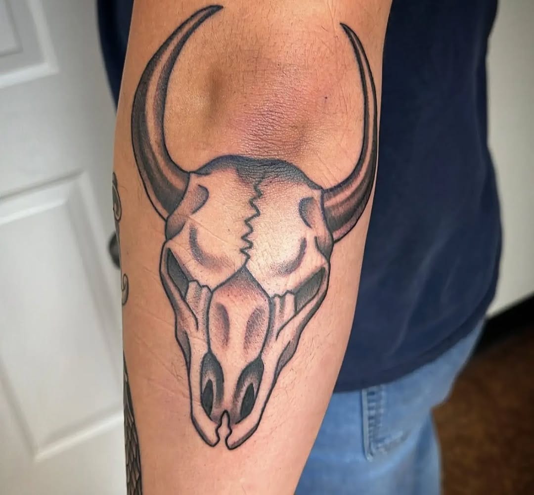 Post 6 by A Thin Line Tattoo on Instagram (image)