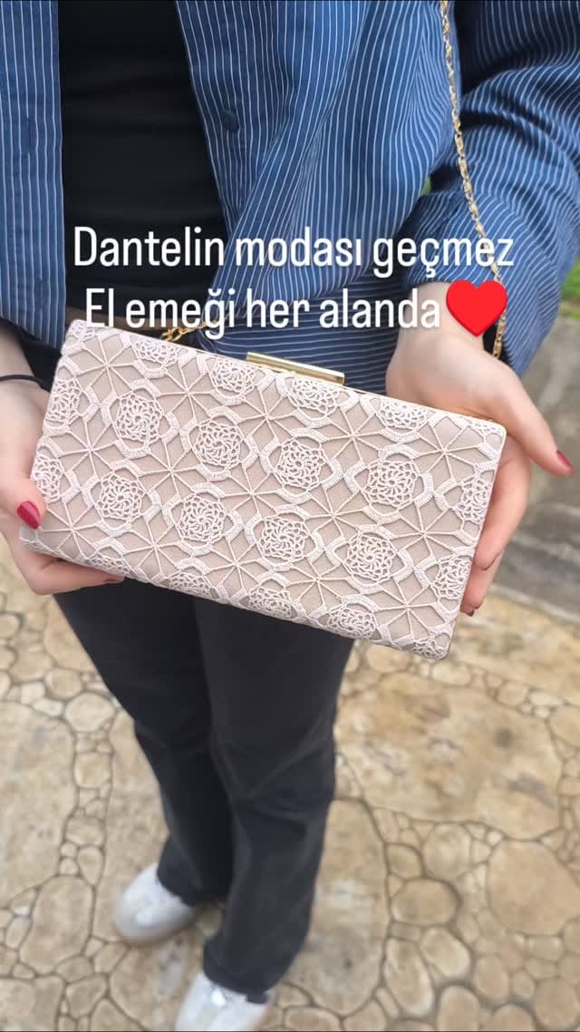 Post 6 by kanaviçe,brezilya nakışı,etamin,çeyiz,Eva çiçek,tel kırma on Instagram (video)
