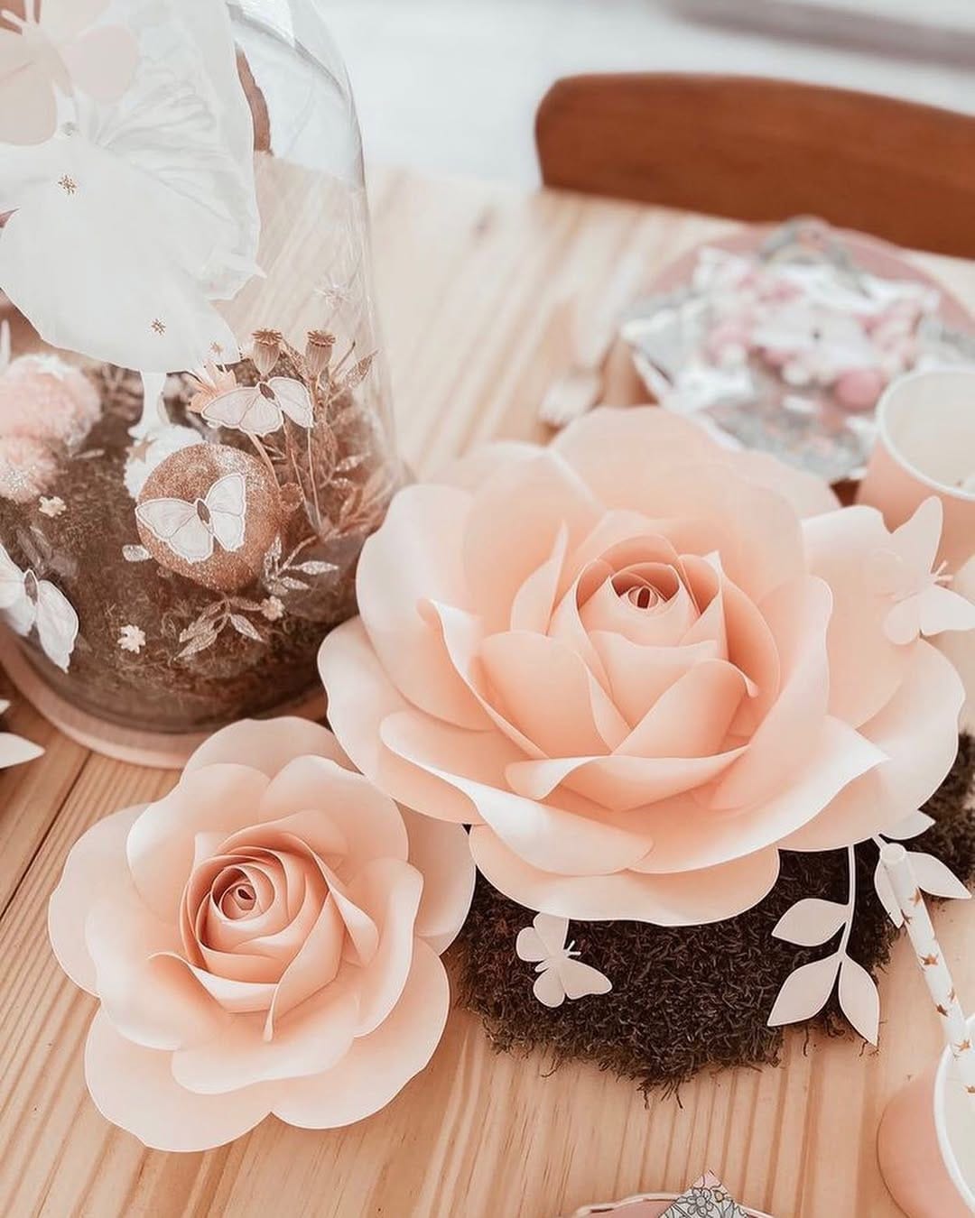 Post 9 by PassageSecret Sculpteur Papier on Instagram (carousel)