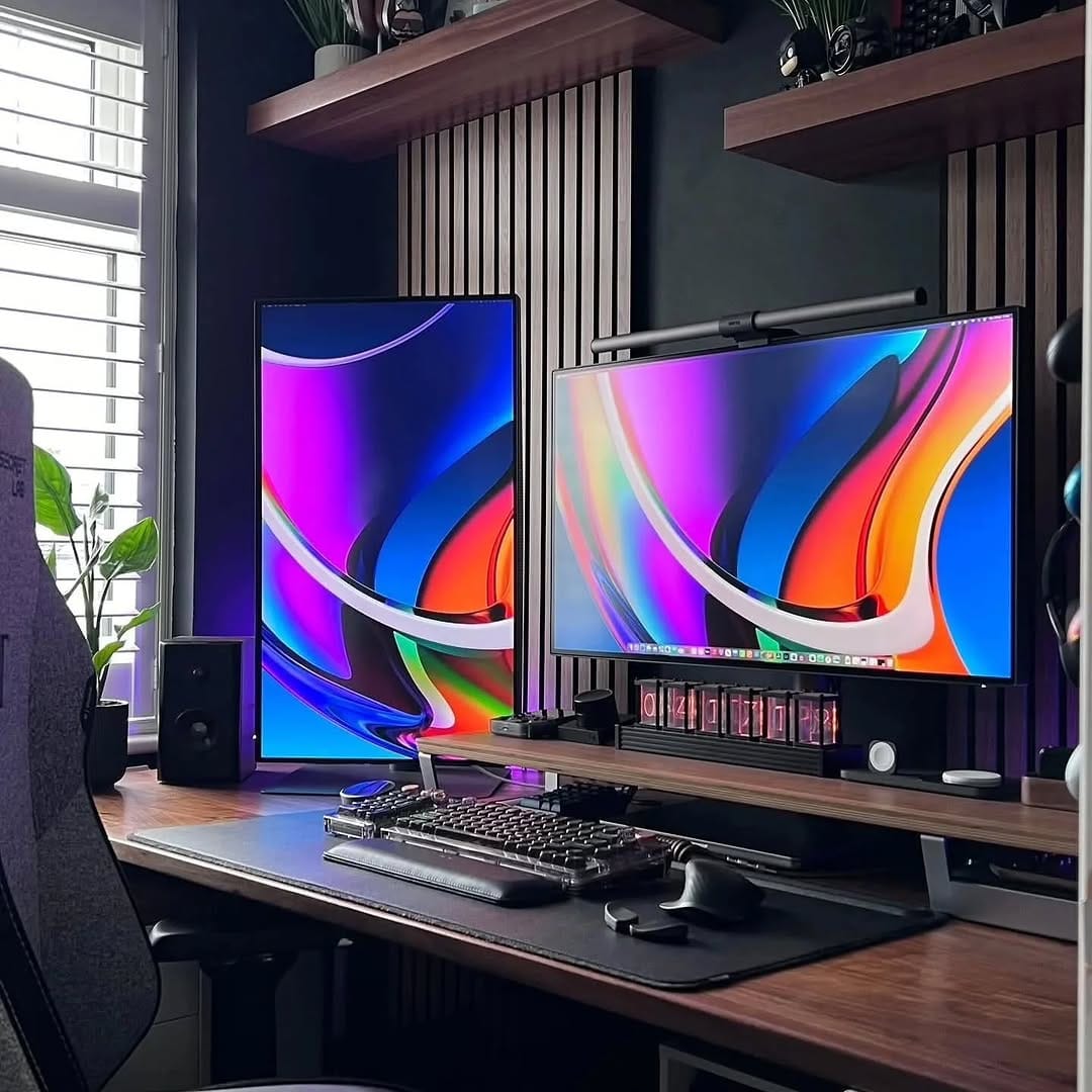 Post 5 by Setupglaze on Instagram (image)