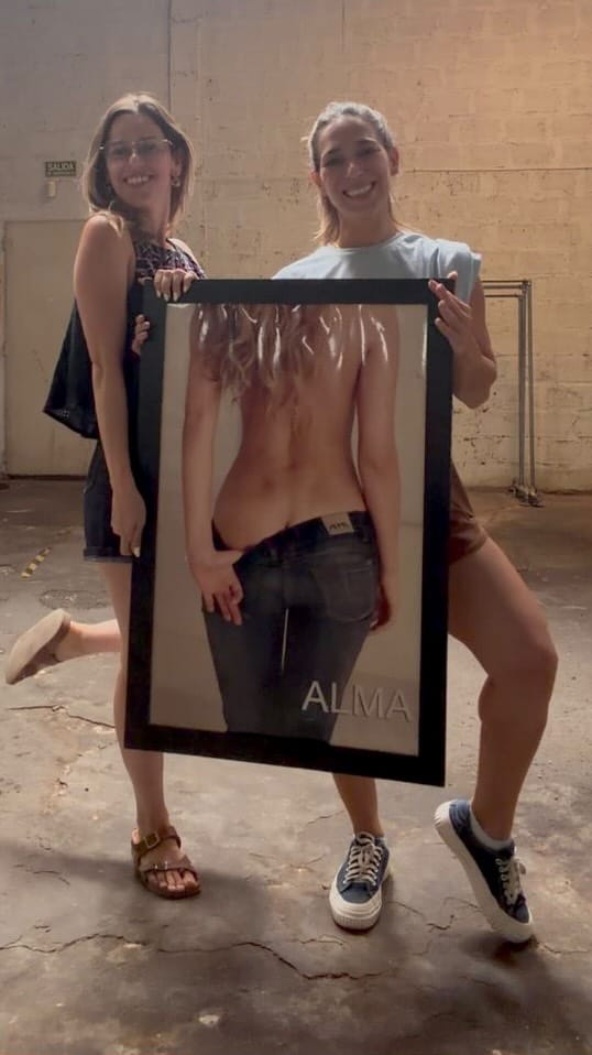 Post 1 by ALMA - Indumentaria femenina on Instagram (video)