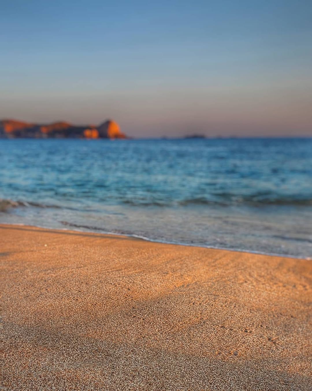 Post 10 by Fernando Avellino on Instagram (image)