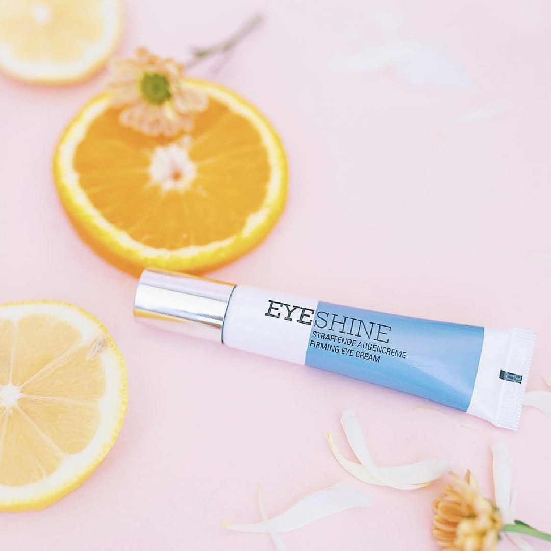 Post 7 by Tolure Cosmetics on Instagram (image)