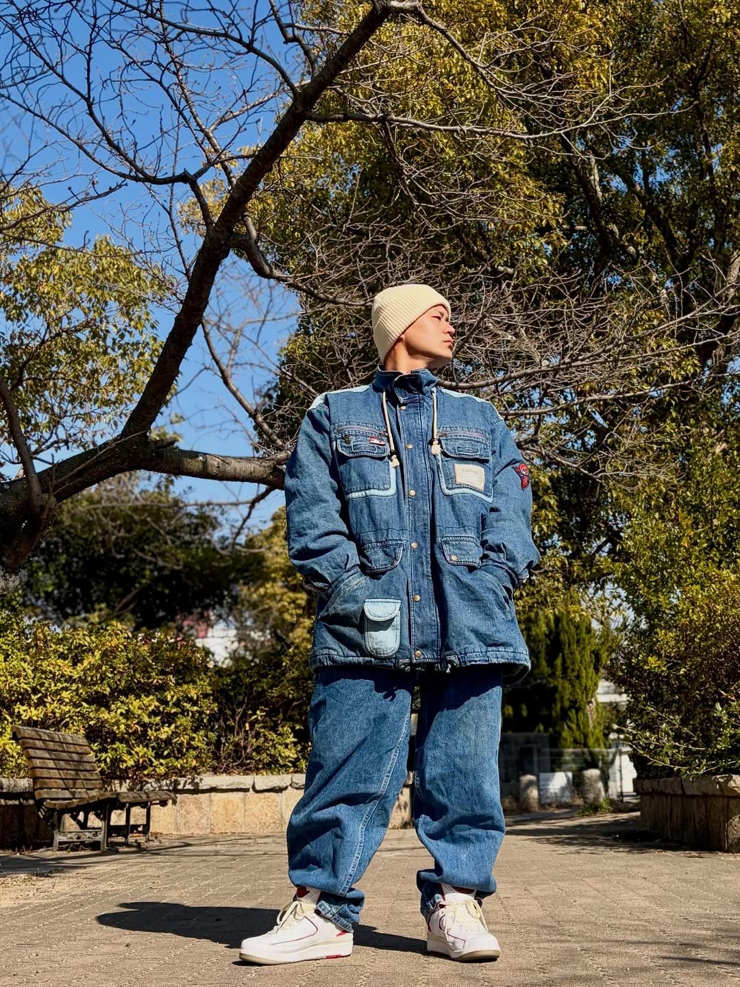 Post 4 by Tomohiro on Instagram (carousel)