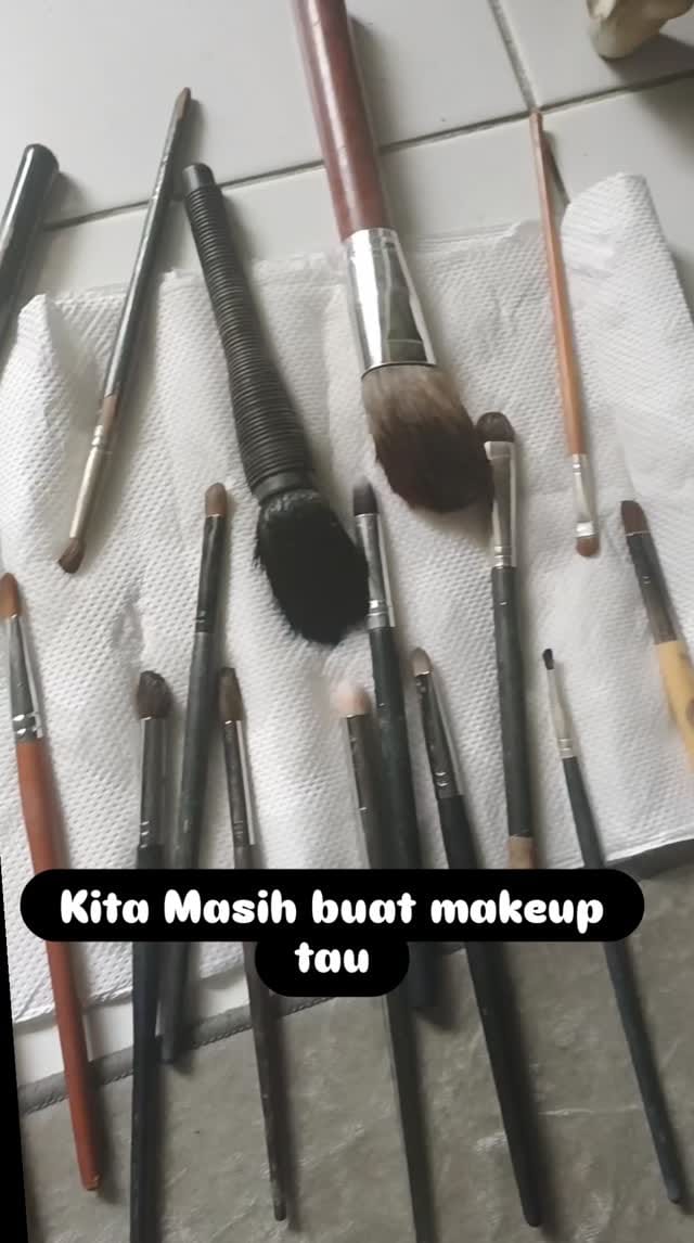 Post 7 by Barrina Mat on Instagram (video)