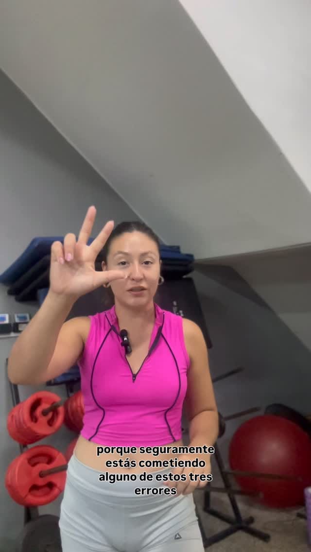 Post 5 by Nahir Albarracin | Entrenamiento de fuerza on Instagram (video)