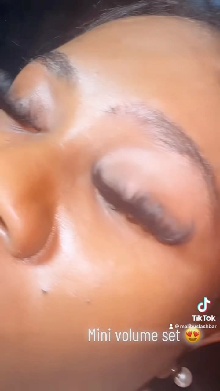Post 3 by MALIBU’S LASH BAR on Instagram (video)