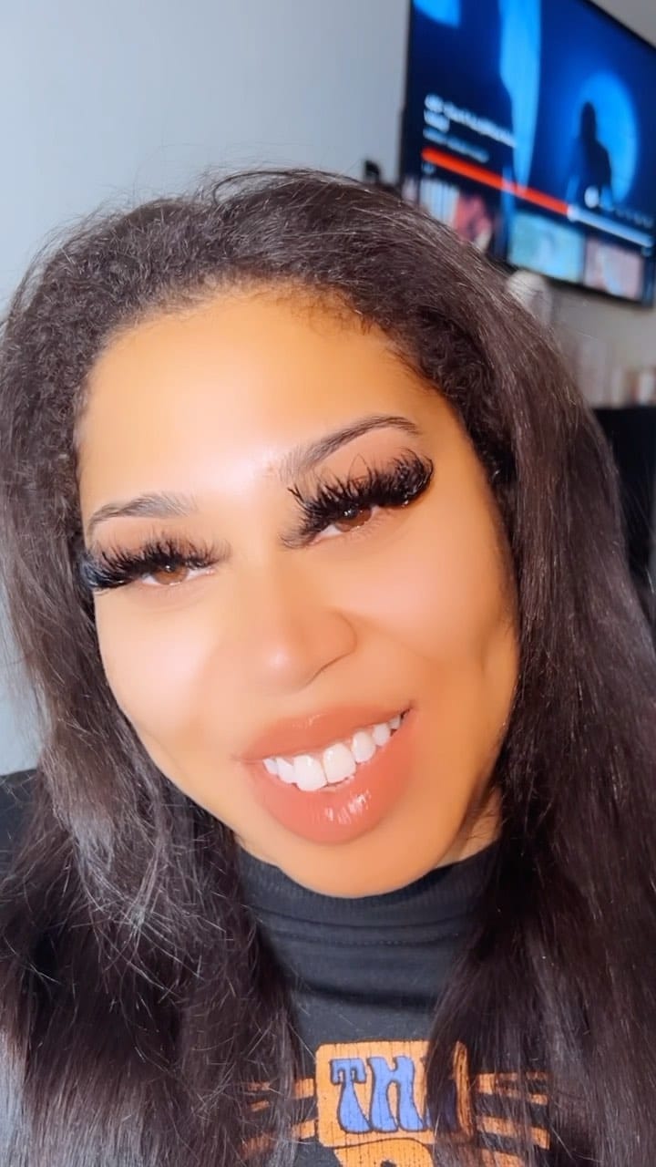 Post 7 by MALIBU’S LASH BAR on Instagram (video)