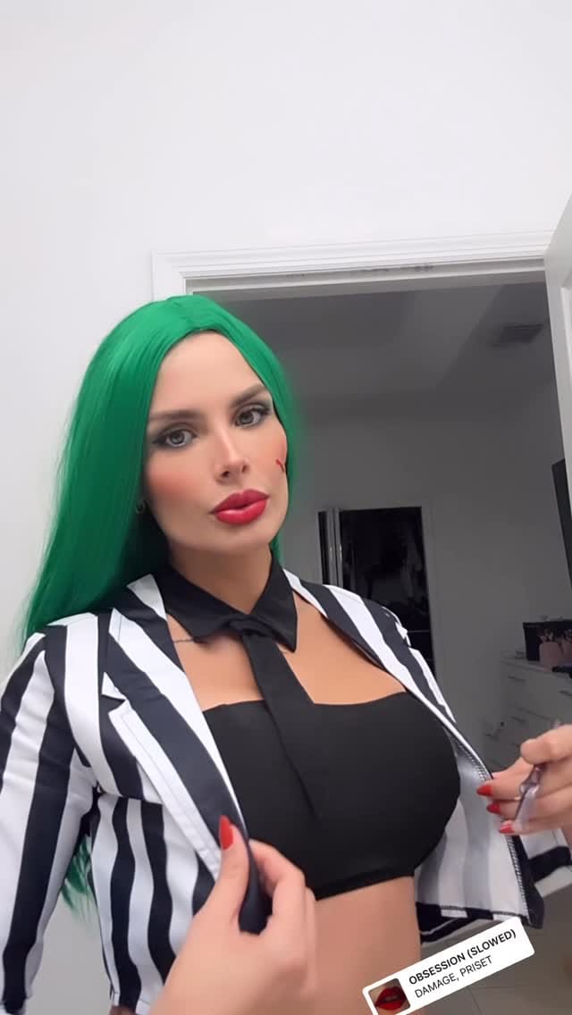 Post 3 by Emily Rios on Instagram (video)
