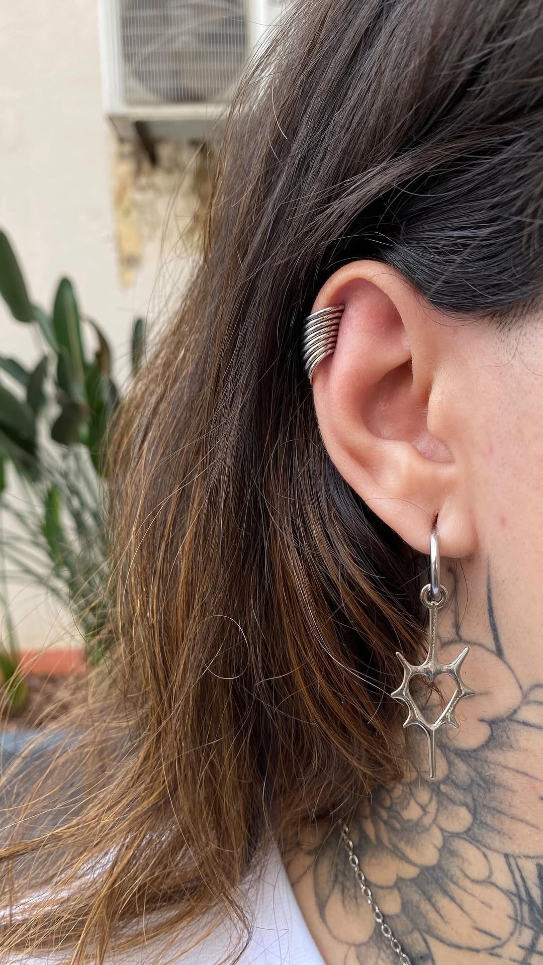 Post 6 by BARBER&TATTOO on Instagram (video)