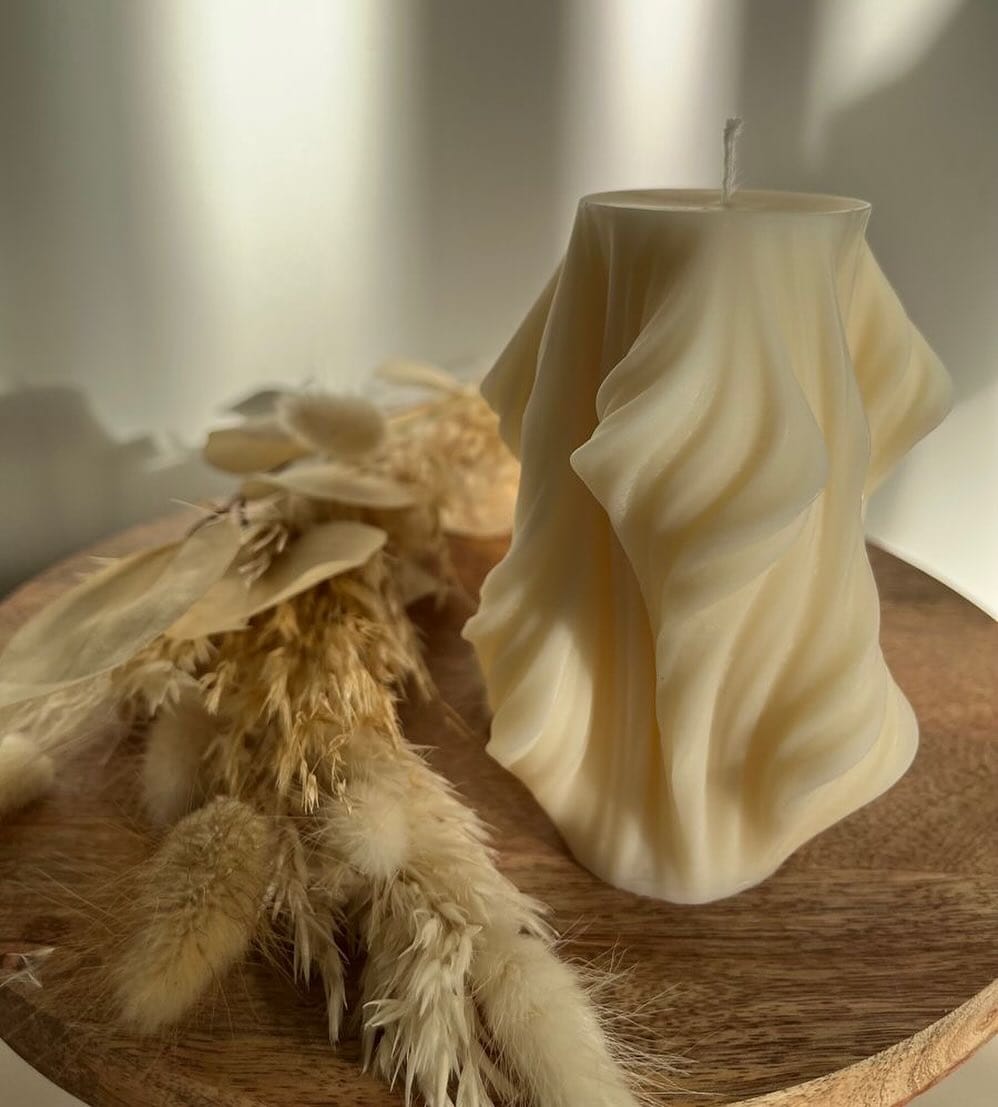 Post 5 by Kinki Candles ® on Instagram (image)