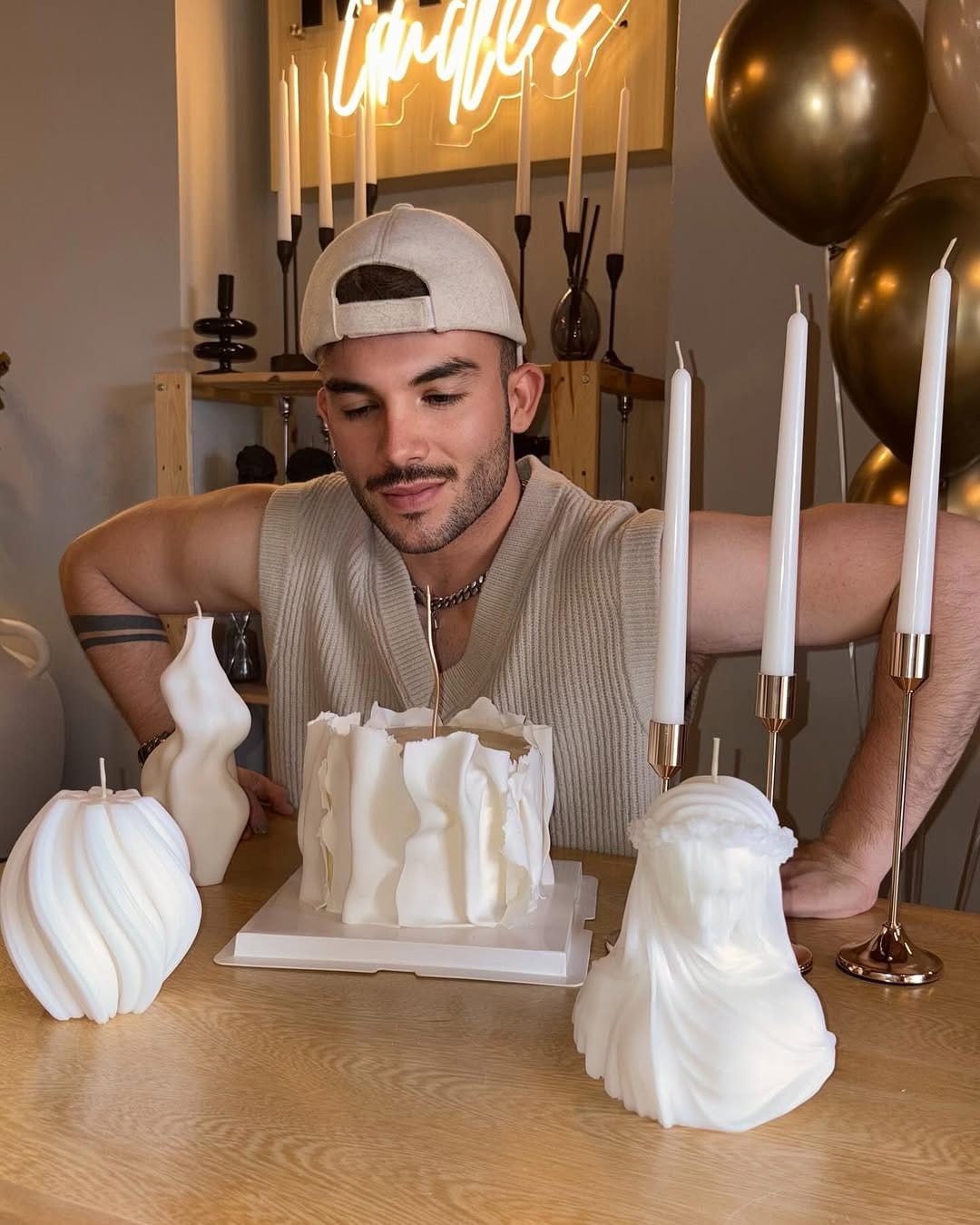 Post 2 by Kinki Candles ® on Instagram (carousel)