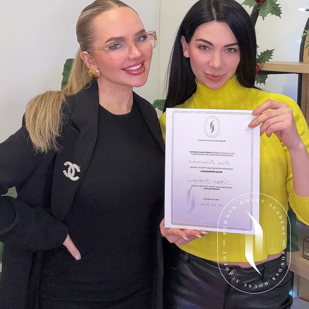Post 6 by Dasha - PMU EXPERT/EDUCATOR - on Instagram (image)